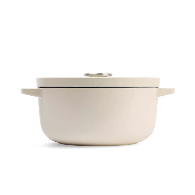 Каструля KitchenAid чавунна 3,3 л 22 см CC006056-001 мигдальний крем (00128316) - Фото 2 Каструля KitchenAid чавунна 3,3 л 22 см CC006056-001 мигдальний крем (00128316) - зображення 2