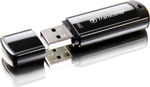 Флеш накопитель USB 256Gb Transcend JetFlash 700, Black, USB 3.1 Gen 1 (TS256GJF700) - Фото 2 Флеш накопитель USB 256Gb Transcend JetFlash 700, Black, USB 3.1 Gen 1 (TS256GJF700) - изображение 2