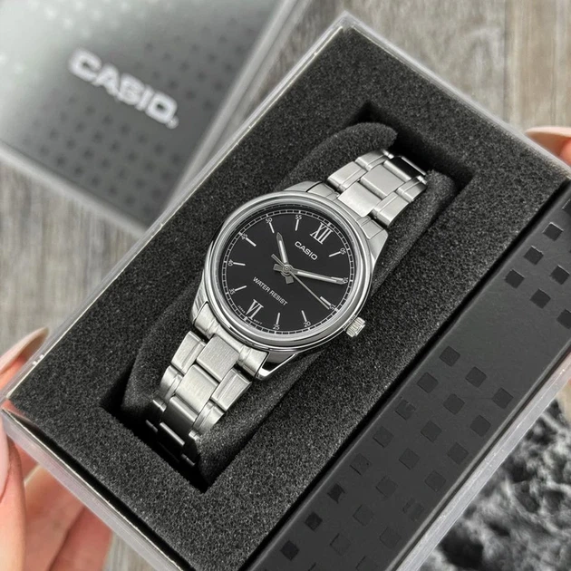 Наручний годинник Casio LTP-V005D-1B2 - Фото 2 Наручний годинник Casio LTP-V005D-1B2 - изображение 2
