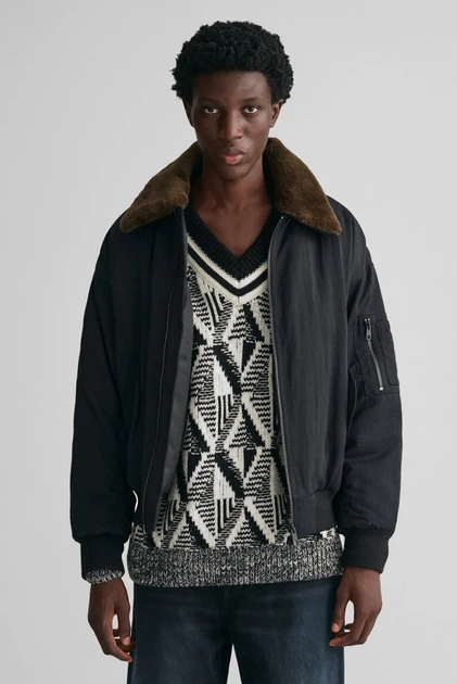 Чоловічий чорний бомбер OVERSIZED FLIGHT BOMBER JACKET Gant L 7006363 - Фото 1 Чоловічий чорний бомбер OVERSIZED FLIGHT BOMBER JACKET Gant L 7006363 - изображение 1