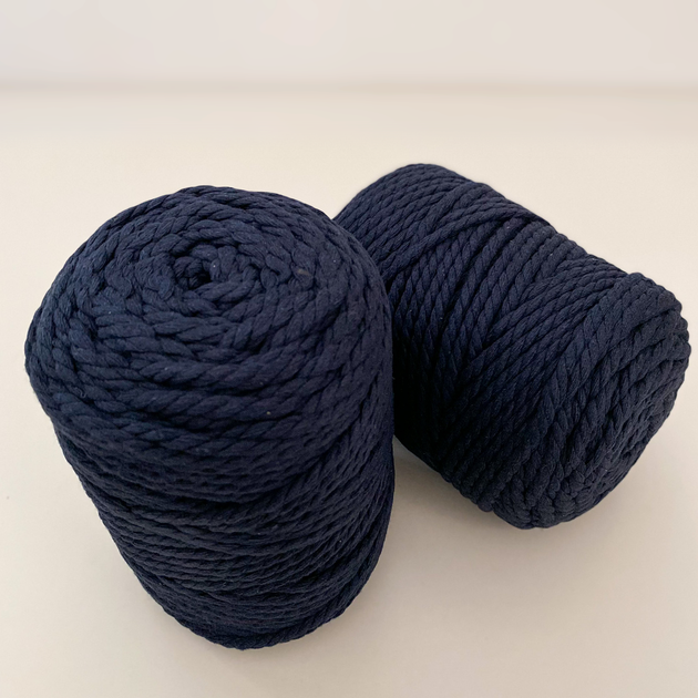 Шнур кручений для макраме YarnArt macrame rope 5мм темно-синій 500г (№784) - Фото 1 Шнур кручений для макраме YarnArt macrame rope 5мм темно-синій 500г (№784) - изображение 1