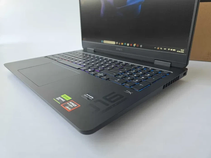 Ноутбук HP Omen 16 (2025) R9 8940HX/RTX 5070/RAM 16GB/SSD 1TB/2K 144Hz Б\В - Уценка - Фото 3 Ноутбук HP Omen 16 (2025) R9 8940HX/RTX 5070/RAM 16GB/SSD 1TB/2K 144Hz Б\В - Уценка - изображение 3