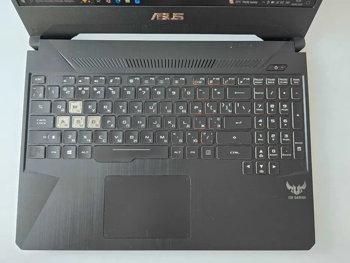Ноутбук Asus TUF Gaming FX505 R7 3750H/RTX 2060/RAM 16GB/SSD 256+1TB Б\В - Б/В - зображення 4