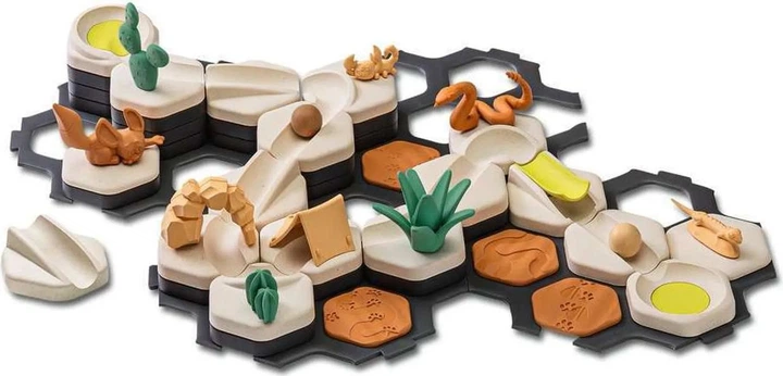 Набір інтерактивного трек-конструктора Ravensburger GraviTrax Junior: Starter-Set S Desert (24585) (4005556245857) - Фото 6 Набір інтерактивного трек-конструктора Ravensburger GraviTrax Junior: Starter-Set S Desert (24585) (4005556245857) - зображення 6