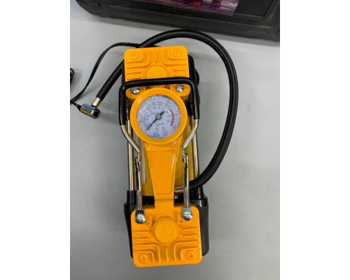 Авто компрессор с набором инструментов в кейсе YELLOW / Автомобильный двухпоршневой Сила ДАБЛ - изображение 3