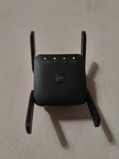 Усилитель Wi-Fi сигнала 5 /2.4 ГГц, WiFi Репитер, повторител вайфая 1200 Мбит/с, мощный ретранслятор для дома, площадь покрытия 300 м², Repeater 4 антенны, Black - изображение 13