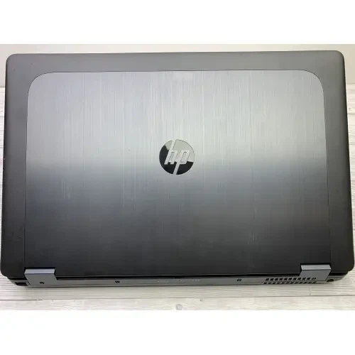 Ноутбук HP Zbook 17 G2 17.3 Core i7-4810MQ 2.8 ГГц 16GB 620GB + Windows 10 Pro + АКБ + ЗП Вживані Б/В | 26203 - Фото 4 Ноутбук HP Zbook 17 G2 17.3 Core i7-4810MQ 2.8 ГГц 16GB 620GB + Windows 10 Pro + АКБ + ЗП Вживані Б/В | 26203 - зображення 4