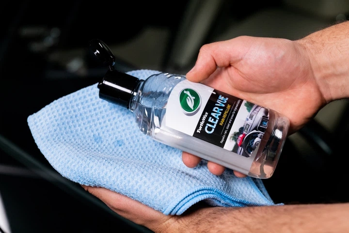 Антидощ для скла Turtle Wax ClearVue Rain Repellent 300 мл – гідрофобне покриття для авто скла та фар - зображення 2
