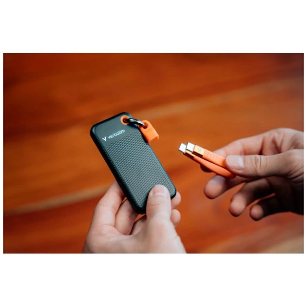 Dysk SSD Verbatim Pocket SSD 256GB USB-C 3.2 Gen 2 Type-C Black-Orange (23942324188) - Zdjęcie 10 Dysk SSD Verbatim Pocket SSD 256GB USB-C 3.2 Gen 2 Type-C Black-Orange (23942324188) - obraz 10