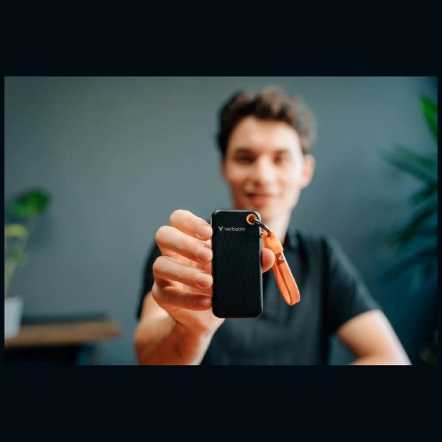 Dysk SSD Verbatim Pocket SSD 256GB USB-C 3.2 Gen 2 Type-C Black-Orange (23942324188) - Zdjęcie 12 Dysk SSD Verbatim Pocket SSD 256GB USB-C 3.2 Gen 2 Type-C Black-Orange (23942324188) - obraz 12