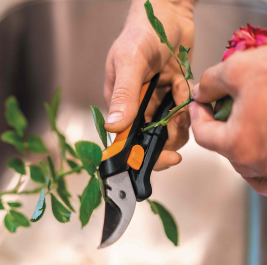 Ножиці для квітів Fiskars Solid SP14 1051601 - Фото 6 Ножиці для квітів Fiskars Solid SP14 1051601 - изображение 6