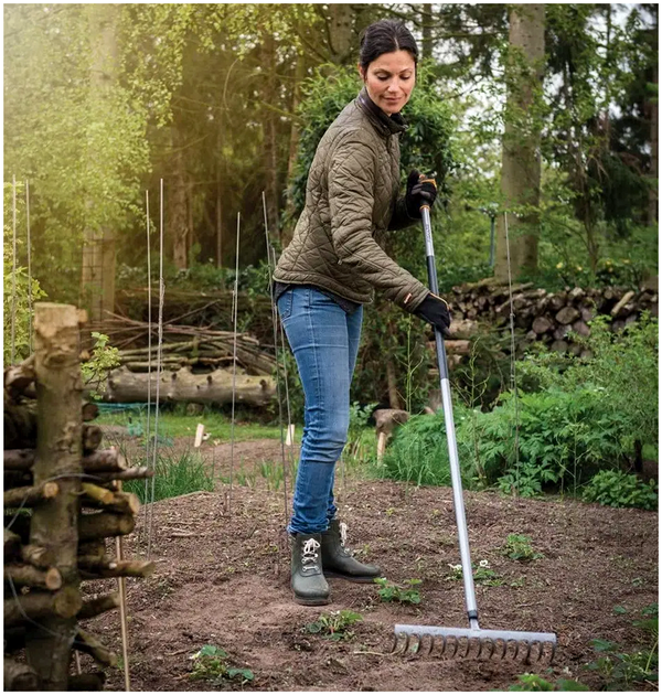 Грабли веерные 14 зубьев металлические для сада Fiskars SE1604 - Фото 5 Грабли веерные 14 зубьев металлические для сада Fiskars SE1604 - изображение 5