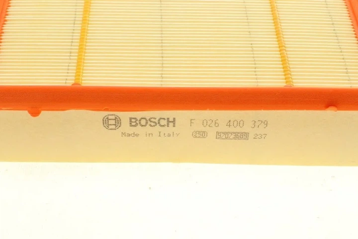 Повітряний фільтр BOSCH F 026 400 379 Mercedes A-Class, GLA-Class, CLA-Class, B-Class; Infiniti Q A6510940204, 1682263980, 165465DA0A - изображение 4
