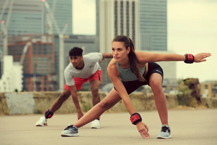 Обременители для щиколоток Reebok 0 5 кг черный красный железный песок - Фото 6 Обременители для щиколоток Reebok 0 5 кг черный красный железный песок - изображение 6