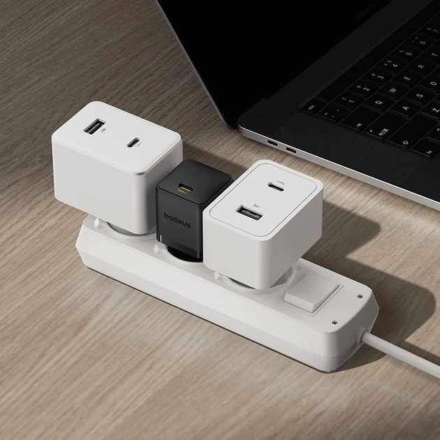 Мережевий зарядний пристрій Baseus Palm Fast Charger 1C 30W EU Cluster Black - Фото 8 Мережевий зарядний пристрій Baseus Palm Fast Charger 1C 30W EU Cluster Black - зображення 8