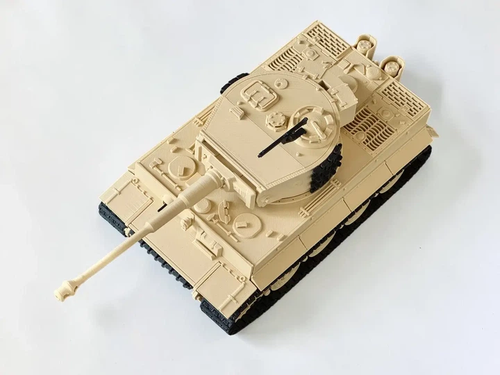 Конструктор для сборки танка Panzerkampfwagen VI Tiger Ausf. E, масштаб 1:35 - изображение 3
