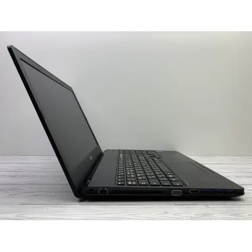 Ноутбук Fujitsu Lifebook A555 15.6 Core i3-5005U 2.0 ГГц 4GB 120GB + Windows 10 Pro + АКБ + ЗП Вживані Б/В | 26473 - зображення 4