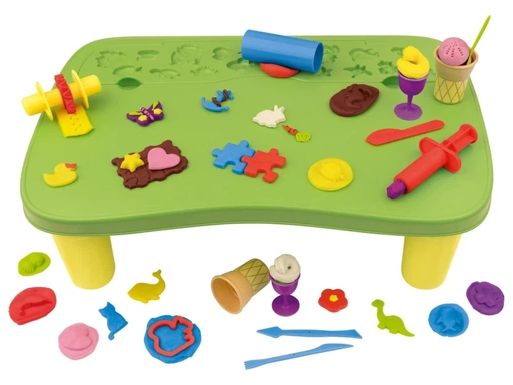Набір для ліплення Playtive Knet-Set Spieltisch — дитячий столик для пластиліну з аксесуарами - Фото 3 Набір для ліплення Playtive Knet-Set Spieltisch — дитячий столик для пластиліну з аксесуарами - изображение 3