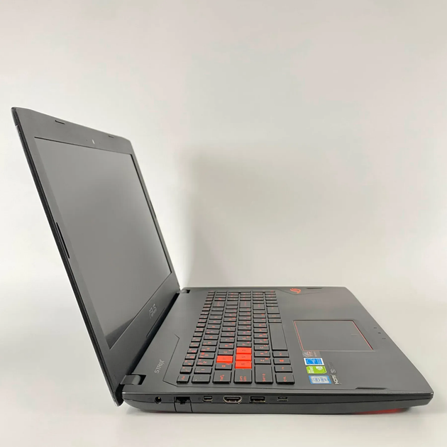 Ігровий ноутбук Б-клас Asus ROG Strix GL502SV / 15.6" (1920x1080) IPS / Intel Core i7-6700HQ (4 (8) ядра по 2.6 - 3.5 GHz) / 16 GB DDR4 / 500 GB SSD / nVidia GeForce GTX 1070, 8 GB GDDR5, 256-bit / WebCam / HDMI б/в + Подарунок Бездротова миша / USB - Фото 5 Ігровий ноутбук Б-клас Asus ROG Strix GL502SV / 15.6" (1920x1080) IPS / Intel Core i7-6700HQ (4 (8) ядра по 2.6 - 3.5 GHz) / 16 GB DDR4 / 500 GB SSD / nVidia GeForce GTX 1070, 8 GB GDDR5, 256-bit / WebCam / HDMI б/в + Подарунок Бездротова миша / USB - зображення 5