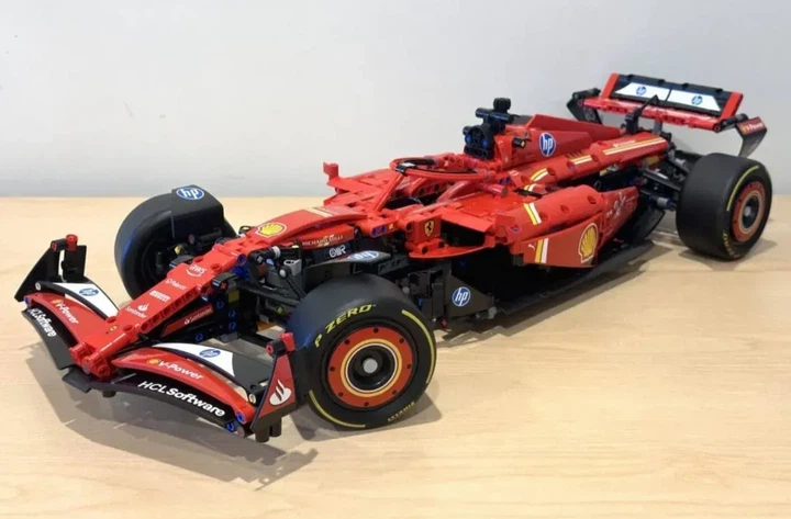 Конструктор боліда Formula 1 Ferrari SF-24 формула 1 Феррарі - зображення 5
