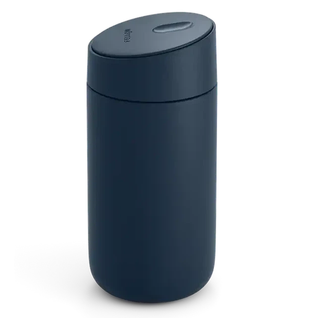Термокружка Fellow Carter Move Mug 475 мл 3 в 1 с тремя крышками для кофе (2970549486) - Фото 4 Термокружка Fellow Carter Move Mug 475 мл 3 в 1 с тремя крышками для кофе (2970549486) - изображение 4