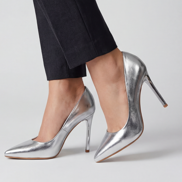 Женские серебрянные туфли на высоком каблуке Mei de Li Silver 103-26 39 - Фото 1 Женские серебрянные туфли на высоком каблуке Mei de Li Silver 103-26 39 - изображение 1