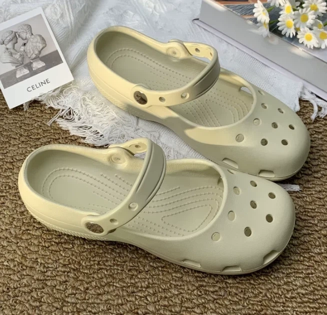 Жіночі крокси Crocs Classic Ballet Бежеві W7/37-38/23см - зображення 4