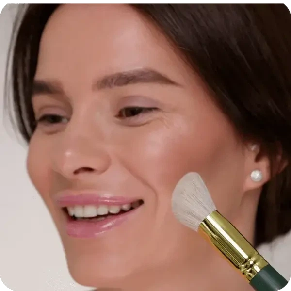 Кисточка для тонального крема, кремовой и сухой коррекции Davydenko Beauty, 26 - Фото 3 Кисточка для тонального крема, кремовой и сухой коррекции Davydenko Beauty, 26 - изображение 3