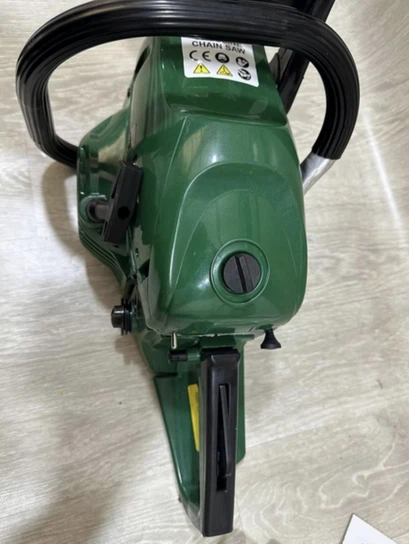 Бензопила ланцюгова Krafftec 6500 Вт 58 см³ 45 см професійна садова для рубки дерев шина 450 мм із захисним чохлом та ключем для обслуговування - Фото 7 Бензопила ланцюгова Krafftec 6500 Вт 58 см³ 45 см професійна садова для рубки дерев шина 450 мм із захисним чохлом та ключем для обслуговування - изображение 7