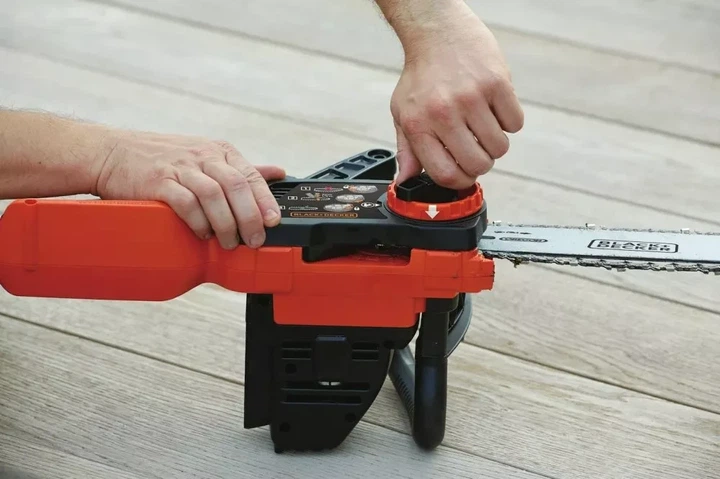Пила ланцюгова Black+Decker акумуляторна 36 В 2.5 А·год шина 30 см GKC3630L20-QW - зображення 8