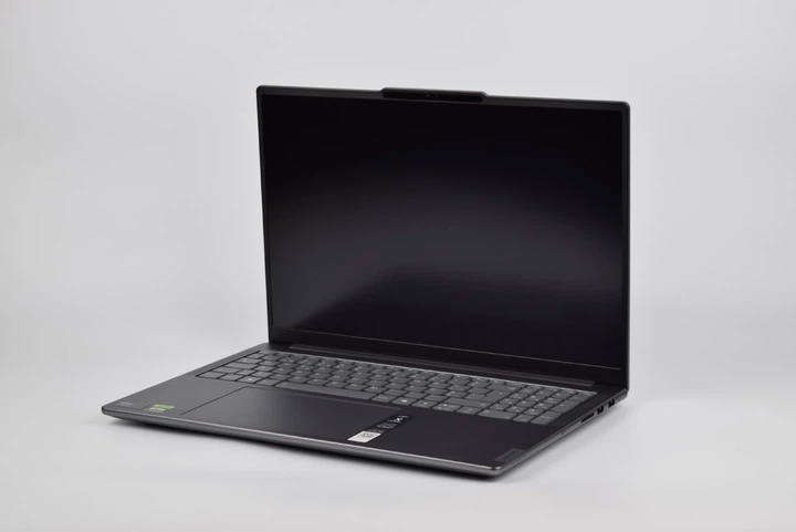 Ультрабук Lenovo Yoga Pro 9 16IMH9 Ultra 9-185H / 32GB / 1TB / RTX 4070 / 16" 3.2K Mini LED 165Hz / Win11 Ноутбук - зображення 5