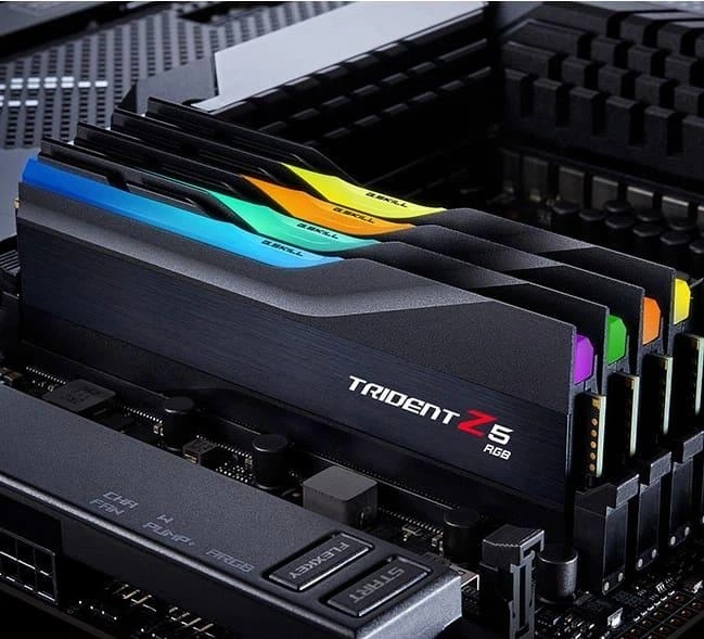 Модуль пам'яті G.Skill DDR5 32Gb (2x16) Trident Z5 RGB Black 6000MHz 1.2V CL36 (F5-6000J3636F16GX2-TZ5RK) - изображение 2