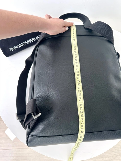 Чоловічий рюкзак Emporio Armani Y40137/YAQ2E шкіряний чорний 40 х 36 х 15 см - Фото 9 Чоловічий рюкзак Emporio Armani Y40137/YAQ2E шкіряний чорний 40 х 36 х 15 см - зображення 9