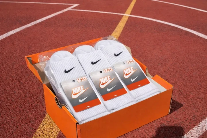 Носки NIKE высокие белые 41-44 набор 30 пар унисекс спортивные хлопковые демисезонные - изображение 8