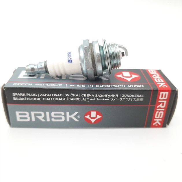 Свічка BRISK PR17Y на бензопили, генератори, газонокосарки, мопеди, скутери - Фото 2 Свічка BRISK PR17Y на бензопили, генератори, газонокосарки, мопеди, скутери - изображение 2
