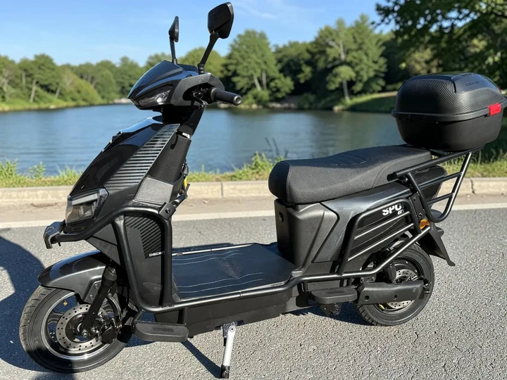 Электроскутер Oscar Sport GT-21 (2500 Вт, 72 В / 30 А·ч, LiFePO4) - изображение 2