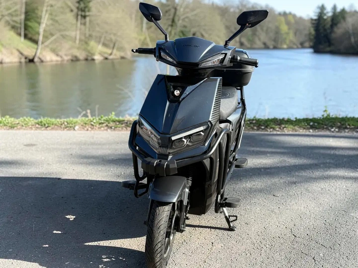Электроскутер Oscar Sport GT-21 (2500 Вт, 72 В / 30 А·ч, LiFePO4) - изображение 3