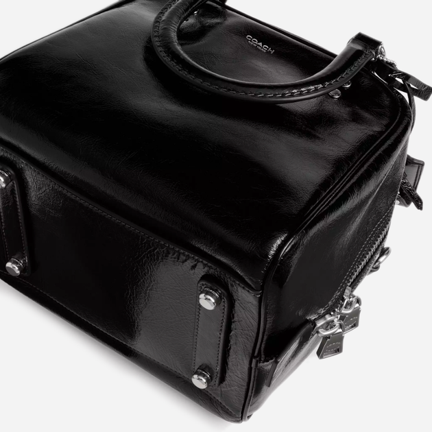 Сумка кросс-боди через плечо женская из натуральной кожи маленькая Coach Cube Rogue Bag 20 BG-COA-126 Черная (196395632770) - Фото 6 Сумка кросс-боди через плечо женская из натуральной кожи маленькая Coach Cube Rogue Bag 20 BG-COA-126 Черная (196395632770) - изображение 6