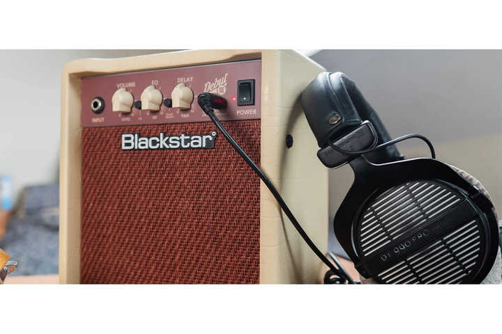 Комбоусилитель BLACKSTAR DEBUT 10E CREAM - изображение 6