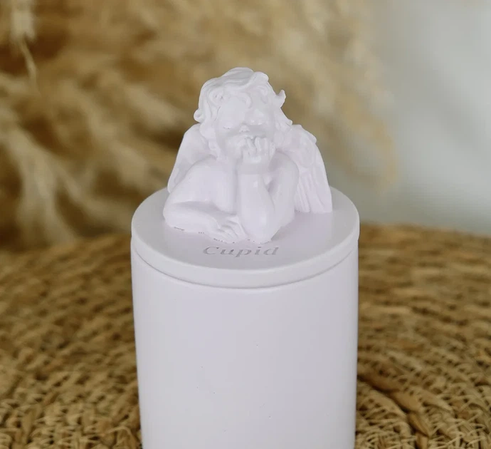 Аромасвічка CUPID SANTAL LAVENDER 100% WOOD WAX 165g 35h Гранд Презент NAC 1103 - Фото 4 Аромасвічка CUPID SANTAL LAVENDER 100% WOOD WAX 165g 35h Гранд Презент NAC 1103 - изображение 4