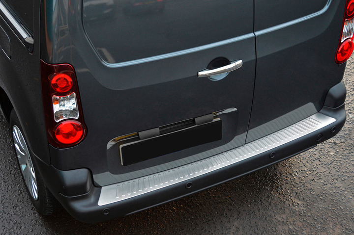 Накладка на задний бампер Omsa Line (нержавейка) для Citroen Berlingo 2008-2018 гг - изображение 2