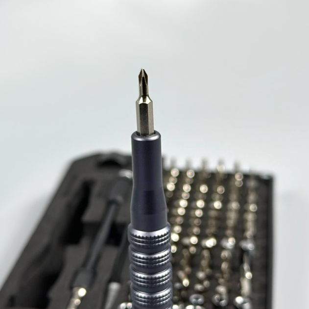 Отвертка JAKEMY JM-8177 106в1 с набором магнитных бит в кейсе - изображение 4