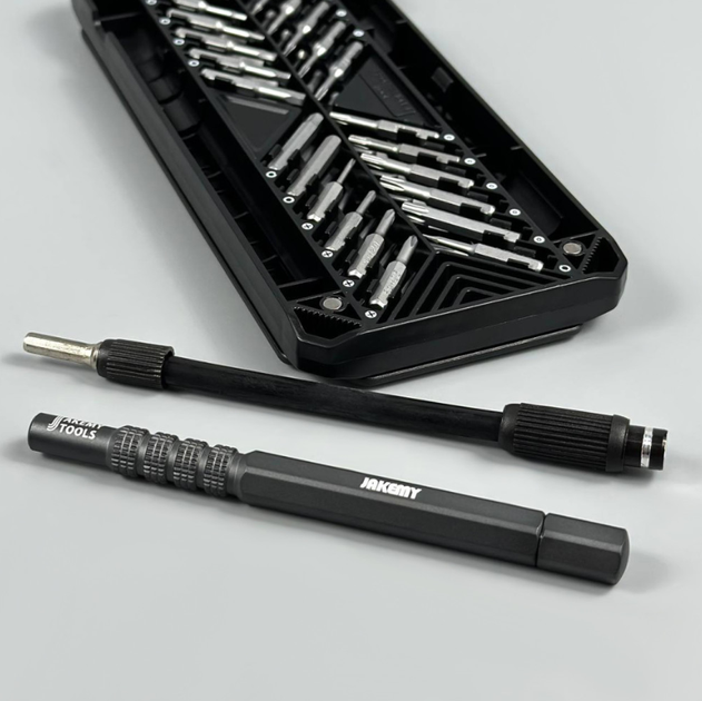 Отвертка JAKEMY JM-8175 60в1 с набором магнитных бит в кейсе - изображение 5