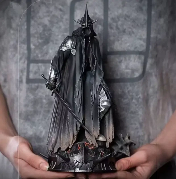 Колекційна фігурка Назгул — Залізний Король-Чаклун з Ангмару Witch-King of Angmar із The Lord of the Rings / Володар Перснів 26 см - Фото 1 Колекційна фігурка Назгул — Залізний Король-Чаклун з Ангмару Witch-King of Angmar із The Lord of the Rings / Володар Перснів 26 см - зображення 1