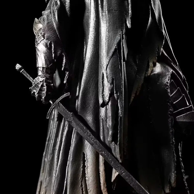 Колекційна фігурка Назгул — Залізний Король-Чаклун з Ангмару Witch-King of Angmar із The Lord of the Rings / Володар Перснів 26 см - Фото 9 Колекційна фігурка Назгул — Залізний Король-Чаклун з Ангмару Witch-King of Angmar із The Lord of the Rings / Володар Перснів 26 см - зображення 9
