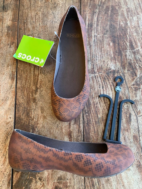 Жіночі балетки Crocs Brooklyn Flat Snake print (37-38, коричневий) - изображение 4