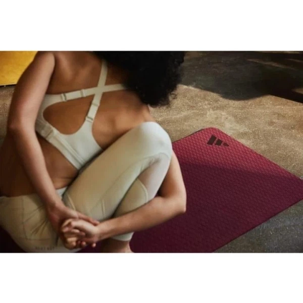Коврик для йоги Adidas Yoga Mat 183 х 61 х 1 см Burgundy (1000-ADYG-10003CB) - изображение 7