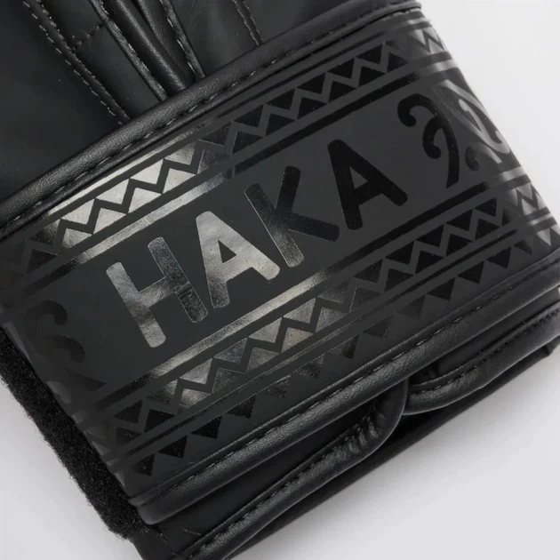 Боксерские перчатки Haka GN329 10 oz полиуретан черные - Фото 6 Боксерские перчатки Haka GN329 10 oz полиуретан черные - изображение 6