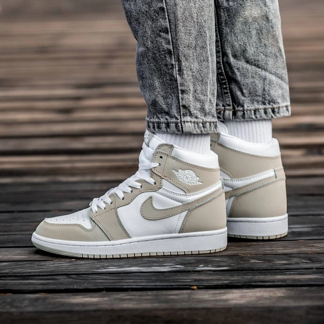 Кросівки чоловічі Air Jordan Retro 1 White Beige 45 (1077-1354242) - Фото 1 Кросівки чоловічі Air Jordan Retro 1 White Beige 45 (1077-1354242) - изображение 1
