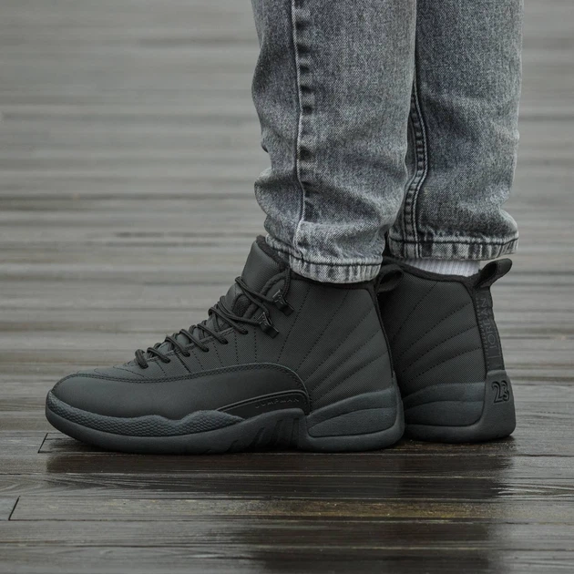 Кросівки чоловічі Air Jordan Retro 12 Black 41 (2596-1447566) - Фото 1 Кросівки чоловічі Air Jordan Retro 12 Black 41 (2596-1447566) - изображение 1